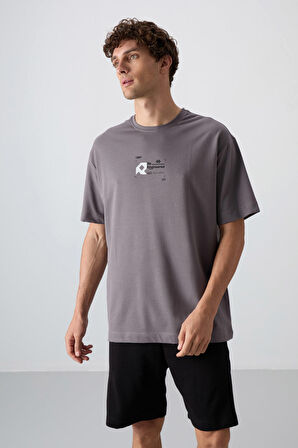 Koyu Gri Pamuklu Kalın Yumuşak Dokulu Oversize Fit Baskılı Erkek T-Shirt - 88350 | M