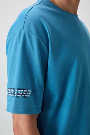 Petrol Mavi Pamuklu Kalın Yüzeyi Dokulu Oversize Fit  Baskılı Erkek T-Shirt - 88369