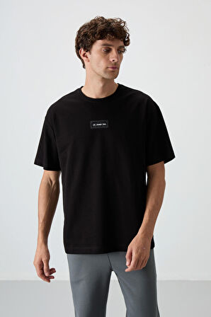 Siyah Pamuklu Kalın Yüzeyi Dokulu Oversize Fit  Baskılı Erkek T-Shirt - 88367