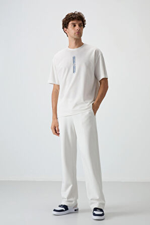 Ekru Pamuklu Kalın Yüzeyi Dokulu Oversize Fit  Baskılı Erkek T-Shirt - 88366