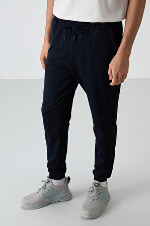 Lacivert Pamuklu Yumuşak Dokulu Comfort Fit Nakışlı Erkek Jogger - 82123 | S
