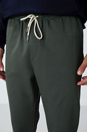 Haki Yüzeyi Dokulu Standart Fit Erkek Eşofman Alt - 82156