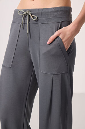 Koyu Gri Yumuşak Dokulu Cep Detaylı Rahat Form Kadın Pantolon - 94672