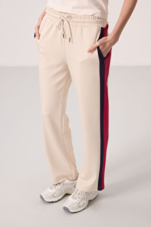 Bej Yumuşak Dokulu Yan Panel Detaylı Geniş Paça Kadın Palazzo Pantolon - 94671