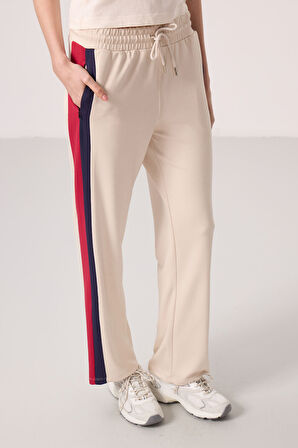 Bej Yumuşak Dokulu Yan Panel Detaylı Geniş Paça Kadın Palazzo Pantolon - 94671