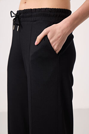 Siyah Yumuşak Dokulu Cepli Ön Dikiş Detaylı Kadın Palazzo Pantolon - 94670