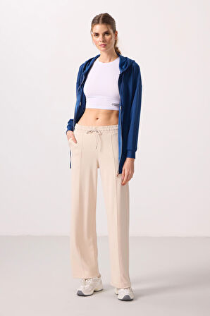 Bej Yumuşak Dokulu Cepli Ön Dikiş Detaylı Kadın Palazzo Pantolon - 94670