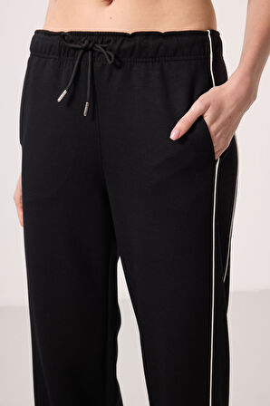 Siyah Yumuşak Dokulu Yan Panel Detaylı Geniş Paça Kadın Palazzo Pantolon - 94669