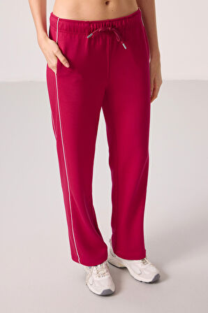 Viva Kırmızı Yumuşak Dokulu Yan Panel Detaylı Geniş Paça Kadın Palazzo Pantolon - 94669