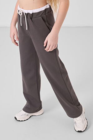 Beyaz-Koyu Gri O Yaka Baskılı Geniş Paça Standart Fit Kız Çocuk Palazzo Eşofman Takım - 75171