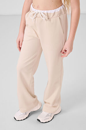 Beyaz-Bej O Yaka Baskılı Geniş Paça Standart Fit Kız Çocuk Palazzo Eşofman Takım - 75171