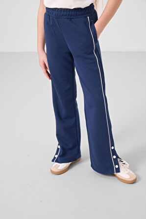 Ekru-Parlament O Yaka Baskılı Geniş Paça Çıt Çıt Detaylı Kız Çocuk Palazzo Eşofman Takım - 75172