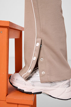 Ekru-Koyu Bej O Yaka Baskılı Geniş Paça Çıt Çıt Detaylı Kız Çocuk Palazzo Eşofman Takım - 75172