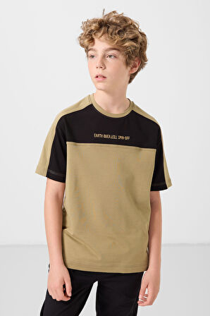Koyu Bej Pamuklu Yumuşak Dokulu Oversize Fit Baskılı Erkek Çocuk T-Shirt - 11290