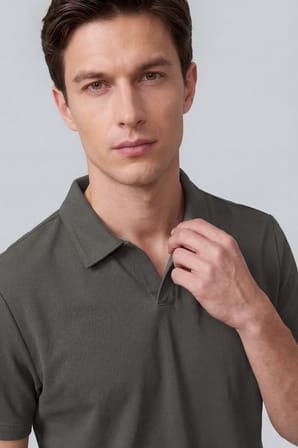 Haki Rahat Form Yumuşak Dokulu Polo Yaka Erkek T-Shirt - 88496