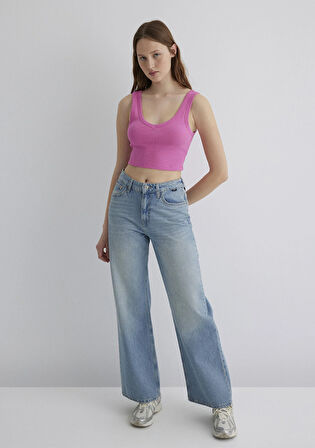 V Yaka Pembe Basic Crop Atlet 1612375-70572