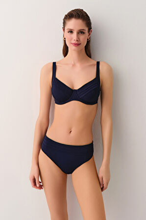 Suwen Pipe Aksesuarlı Bikini Üst