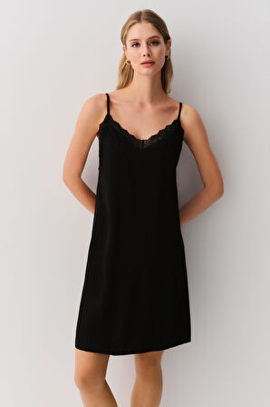 Suwen Viviana Gecelik