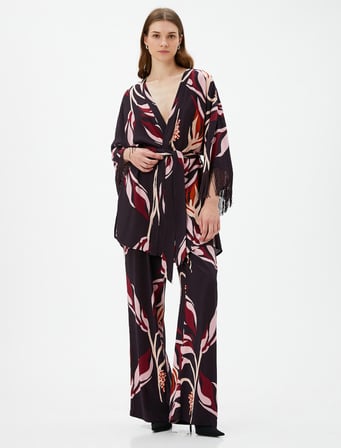 Kimono Beli Kuşaklı Püskül Detaylı