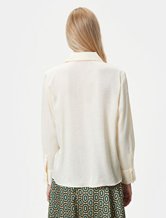 Melis Ağazat X Koton - Dokulu Gömlek Klasik Yaka