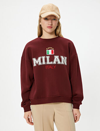 Italy Sweatshirt Aplike Detaylı Uzun Kollu Bisiklet Yaka Pamuklu