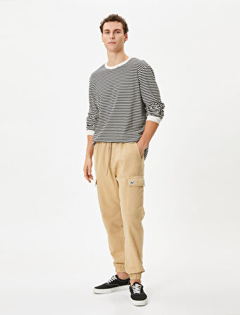 Kargo Jogger Pantolon Beli Bağcıklı Cepli Etiket Baskılı Pamuklu