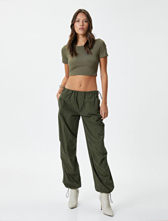 Crop Tişört Kısa Kollu Bisiklet Yaka Slim Fit