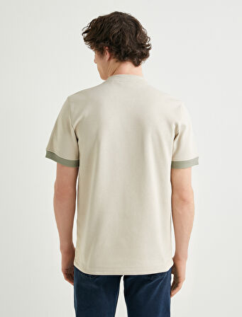 Bisiklet Yaka Tişört Kumaş Detaylı Kısa Kollu