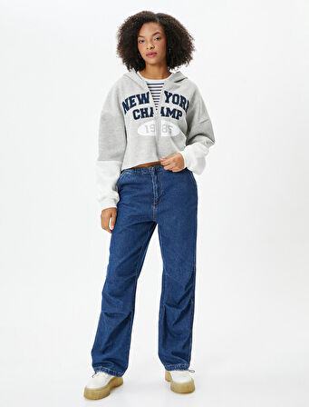 Kapüşonlu Fermuarlı Crop Sweatshirt Kolej İşleme Detaylı Renk Bloklu 