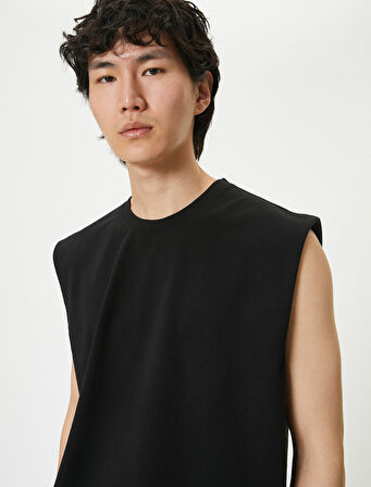 Basic Kolsuz Tişört Bisiklet Yaka Etiket Detaylı