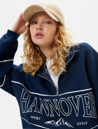 Yarım Fermuarlı Sweatshirt Rahat Kalıp Kolej Temalı Baskılı  Pamuk Karışımlı