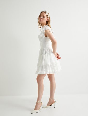 Mini Dantelli Elbise Bridal Kısa Tül Kol Kalp Yaka Astarlı