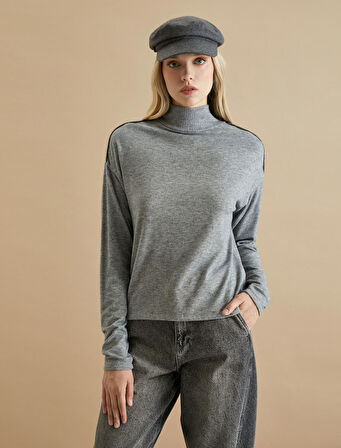 Şahika Ercümen X Koton - Boğazlı Uzun Kollu Tişört