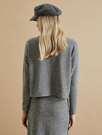 Şahika Ercümen X Koton - Dik Yaka Uzun Kollu Tişört