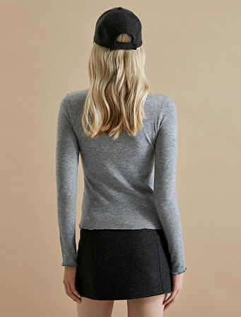 Şahika Ercümen X Koton - Yarım Balıkçı Yaka Uzun Kollu Tişört