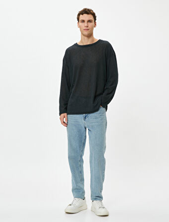 Basic Kazak Relax Fit Dokulu Bisiklet Yaka Uzun Kollu