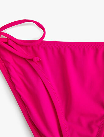 Brazilian Bikini Altı Basic Yanları Bağlama Detaylı