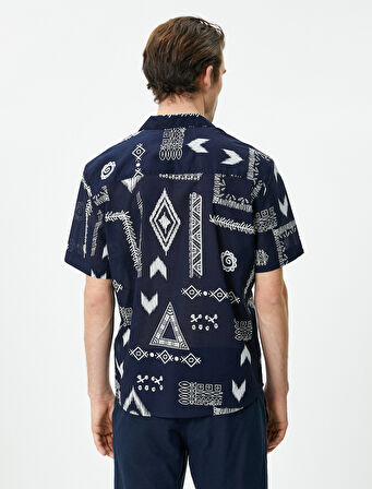 Etnik Desenli Gömlek Devrik Yaka Kısa Kollu Düğmeli