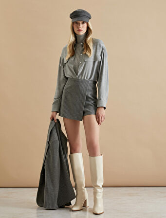 Şahika Ercümen X Koton - Düğmeli Uzun Kollu Crop Gömlek