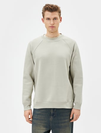 Bisiklet Yaka Sweatshirt Dikiş Detaylı Rahat Kesim