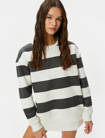 Rahat Kalıp Uzun Sweatshirt Bisiklet Yaka Uzun Kollu Pamuk Karışımlı