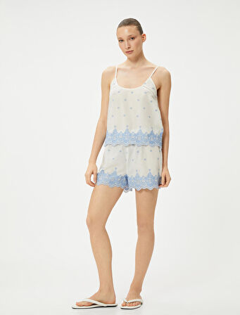 Askılı Pijama Üstü Çiçek İşlemeli U Yaka