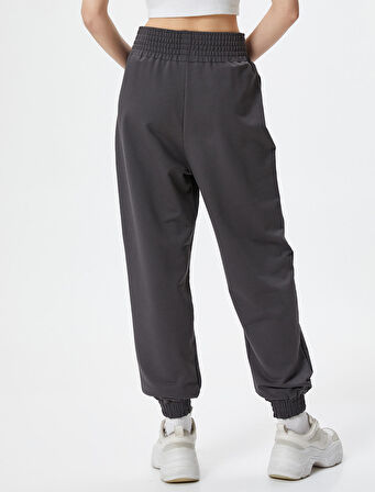 Jogger Eşofman Altı Yüksek Bel Rahat Kalıp Cepli Pamuk Karışımlı