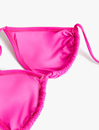 Üçgen Bikini Üstü Çapraz Basic Kaplı