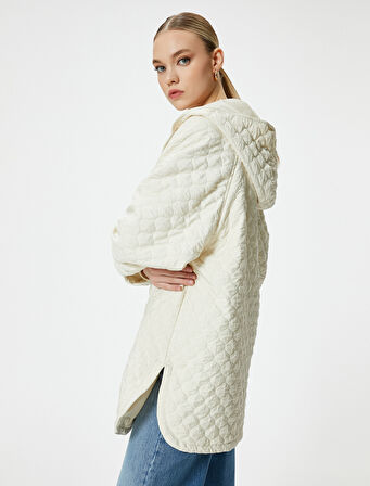 Kapüşonlu Kapitone Yağmurluk Cepli Çıtçıt Düğmeli Bileği Ribanalı