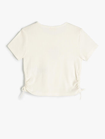 Crop Tişört Yanları Büzgülü Kısa Kollu Baskılı Yuvarlak Yaka