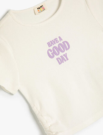 Crop Tişört Yanları Büzgülü Kısa Kollu Baskılı Yuvarlak Yaka