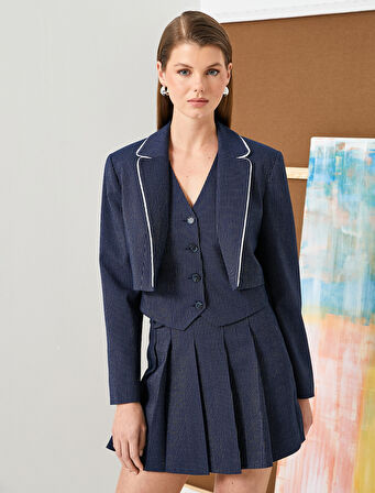 Crop Blazer Ceket Biye Detaylı