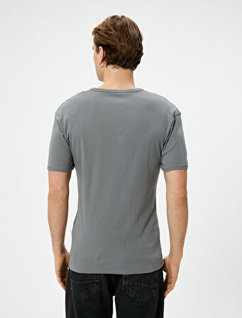 Basic Tişört Slim Fit Bisiklet Yaka Kısa Kollu Pamuklu