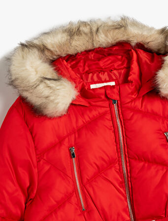 Şişme Kaban Suni Kürk Detaylı Kapşonlu Cepli Fermuarlı Kemer Detaylı 